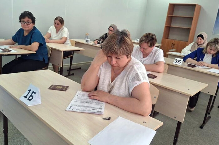 Родители выпускников Сакмарского района сдавали ЕГЭ