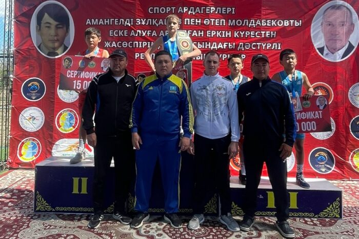 Борцы из Татарской Каргалы стали победителями республиканского турнира в Казахстане